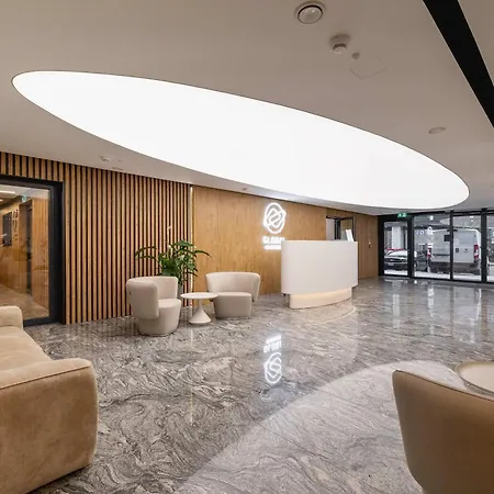 Stylish In The Center With Air Conditioning And Parking By Renters Апартаменты *